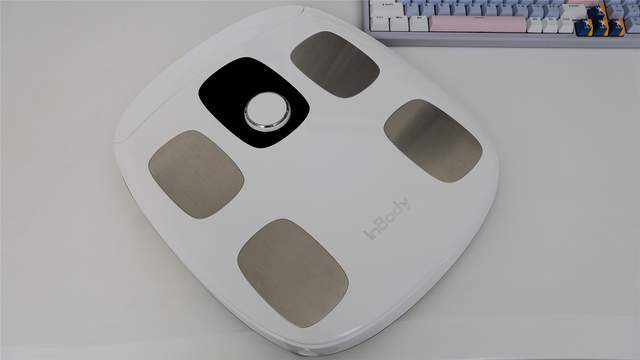 ：3频8电极+12项数据+97%准确率有点全面pg模拟器电脑版InBody体脂秤H30评测(图1)