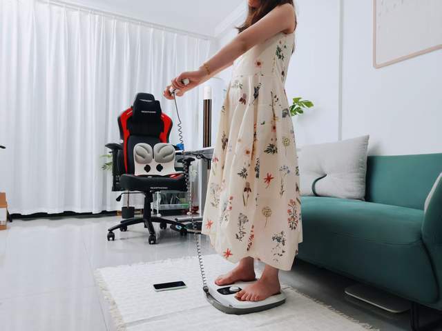 ：3频8电极+12项数据+97%准确率有点全面pg模拟器电脑版InBody体脂秤H30评测(图12)